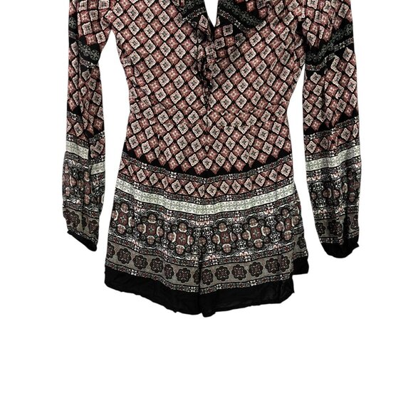 Wild Blue Sadie Robertson Women Romper Long Sleeve Size S Floral Geometric - Picture 6 of 8